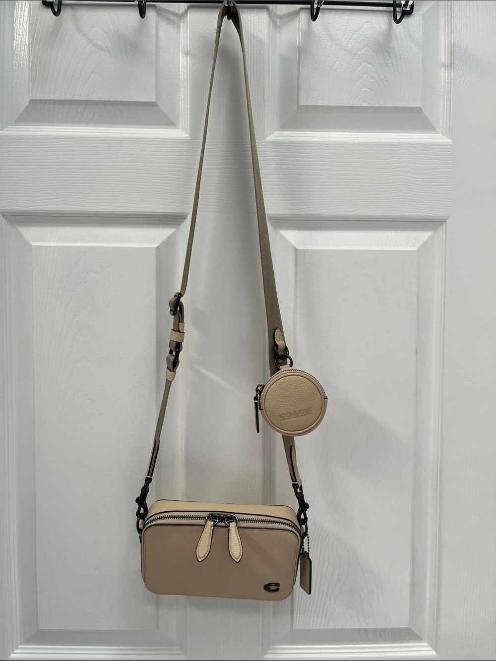 Coach Beige Crossbody Camera Bag with Coin Pouch - Picture 7 of 9